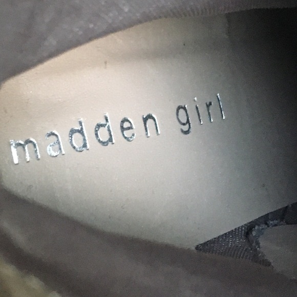 Steve Madden Madden Girl Klaim Tan Boots Booties - Picture 3 of 5